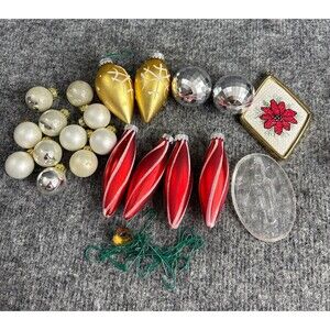Vtg Christmas Ornament Lot Poinsettia Embroidery With Glass Round Holiday Decor